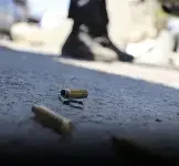 Bala perdida hiere a menor de 13 años dentro de su casa en Pavas